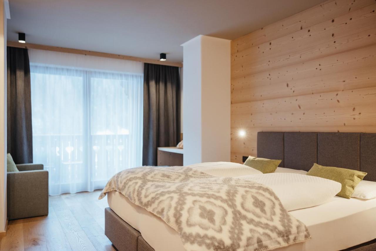 Berghotel Sanvi San Martino in Badia Exteriör bild