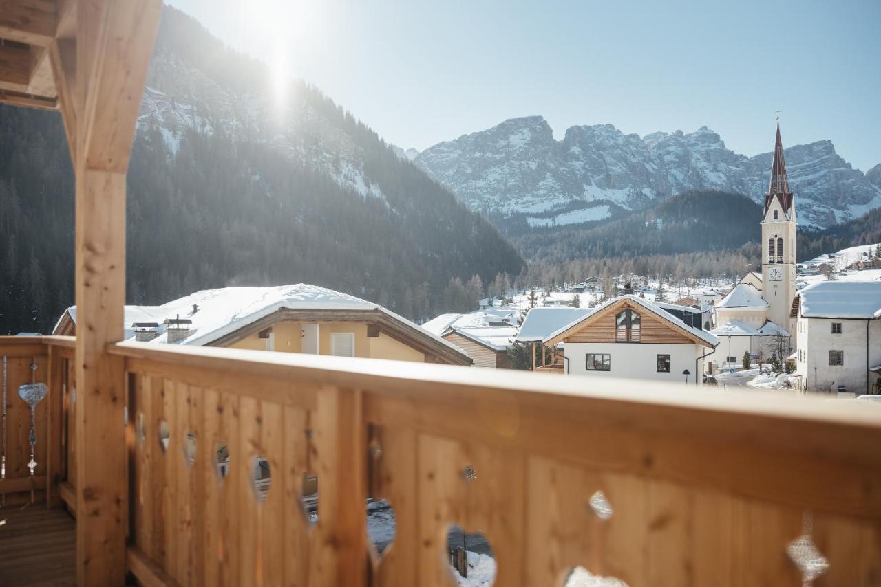 Berghotel Sanvi San Martino in Badia Exteriör bild