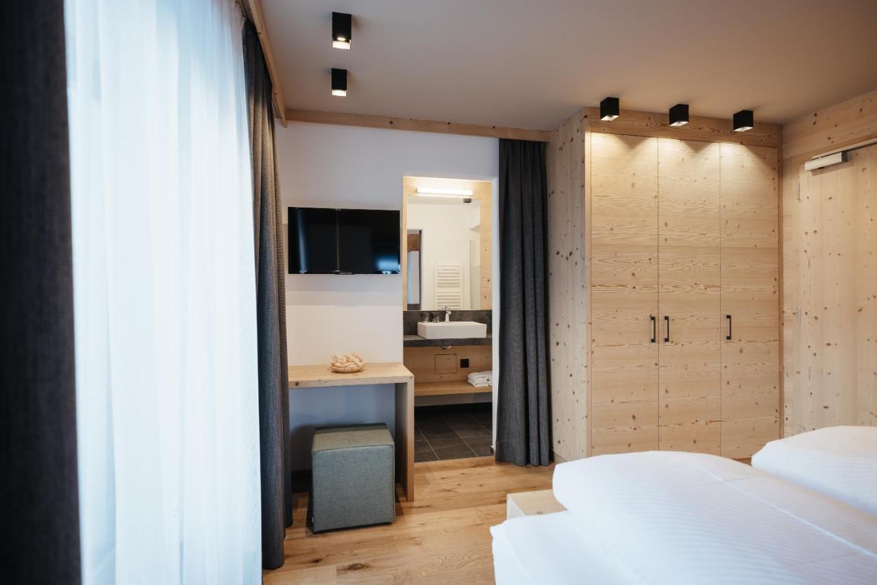 Berghotel Sanvi San Martino in Badia Exteriör bild