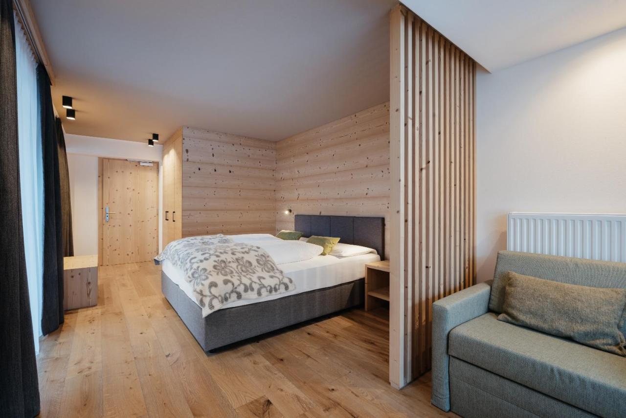 Berghotel Sanvi San Martino in Badia Exteriör bild