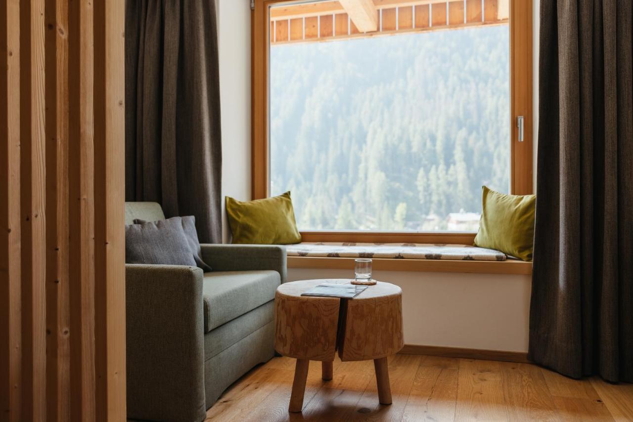 Berghotel Sanvi San Martino in Badia Exteriör bild